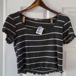 Striped stretchy tee